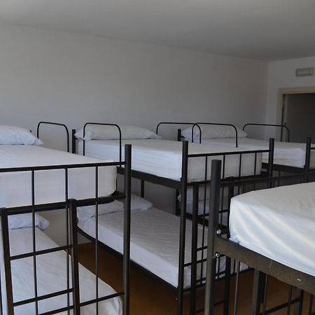 Albergue Internacional Hostel Sarria Luaran gambar