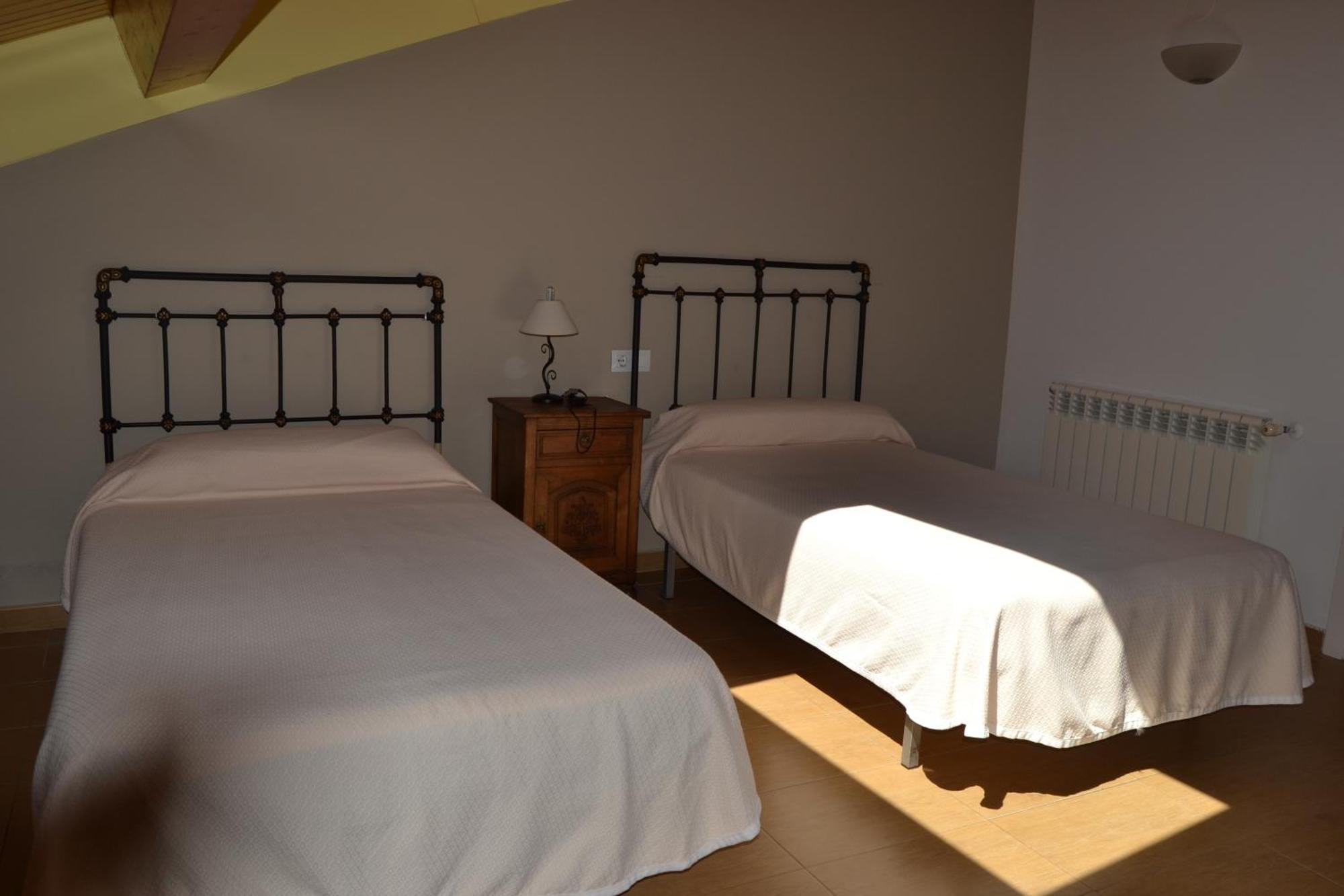 Albergue Internacional Hostel Sarria Luaran gambar