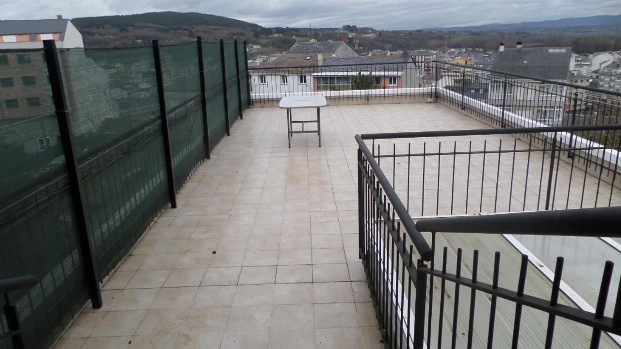 Albergue Internacional Hostel Sarria Luaran gambar