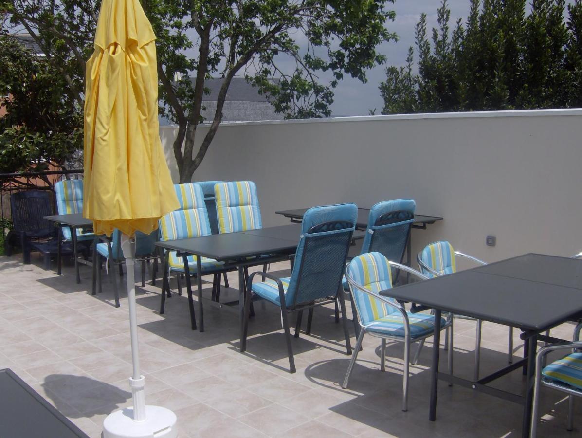 Albergue Internacional Hostel Sarria Luaran gambar