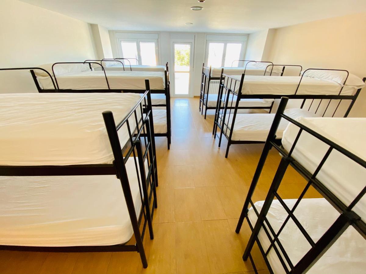 Albergue Internacional Hostel Sarria Luaran gambar