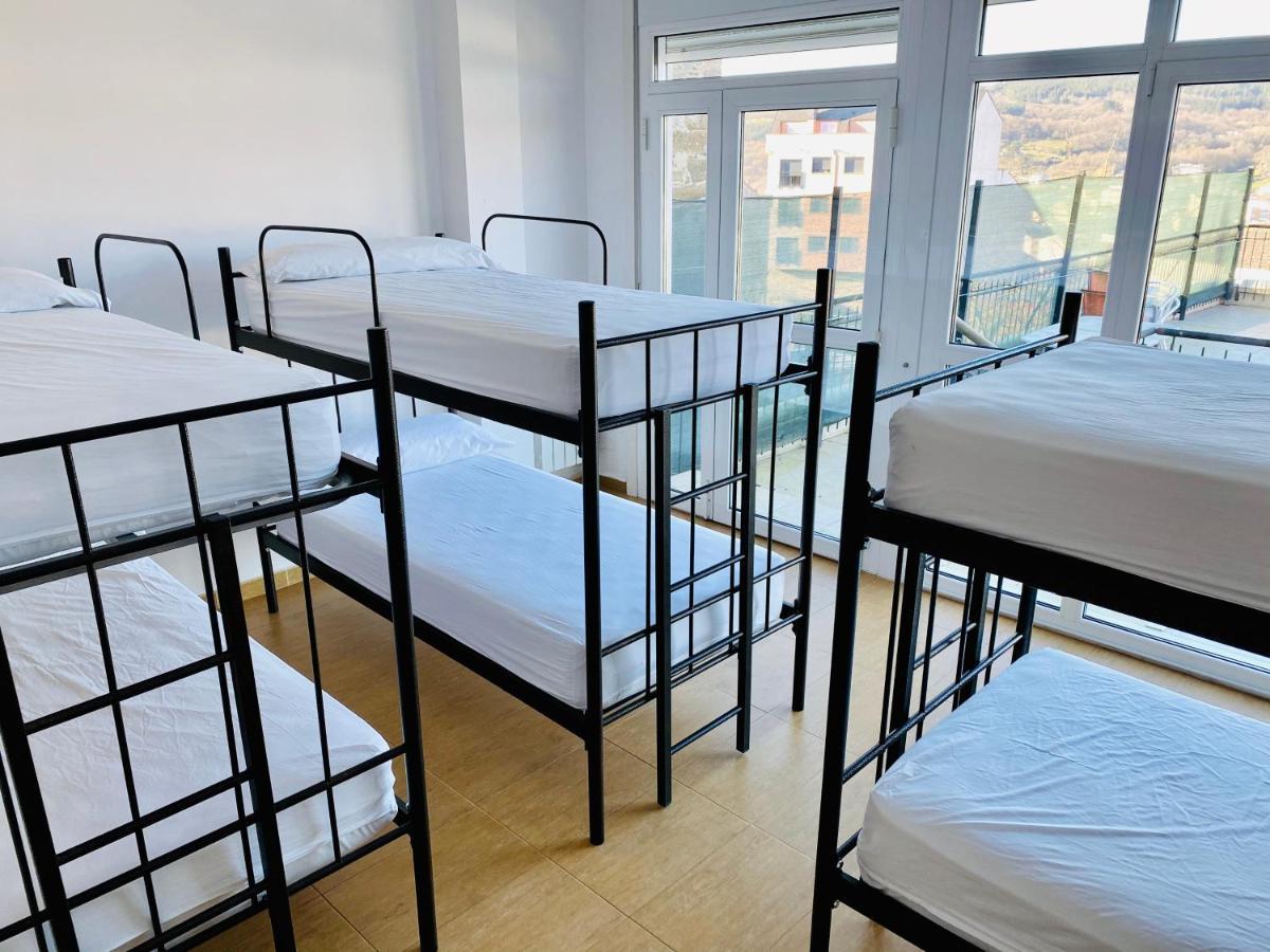 Albergue Internacional Hostel Sarria Luaran gambar