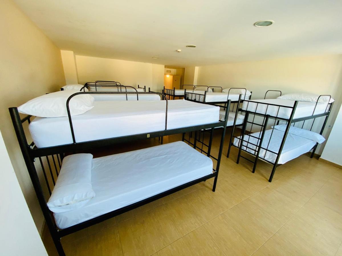 Albergue Internacional Hostel Sarria Luaran gambar